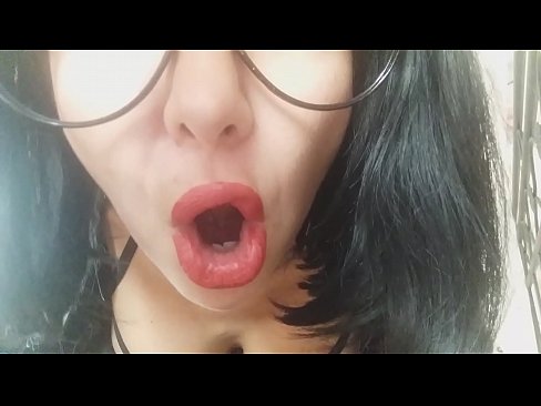 ❤️ Zemer, njerka jote nuk te le te shkosh ne shkolle sot... Kam shume nevoj per ty... Vetëm porno tek ne ☑